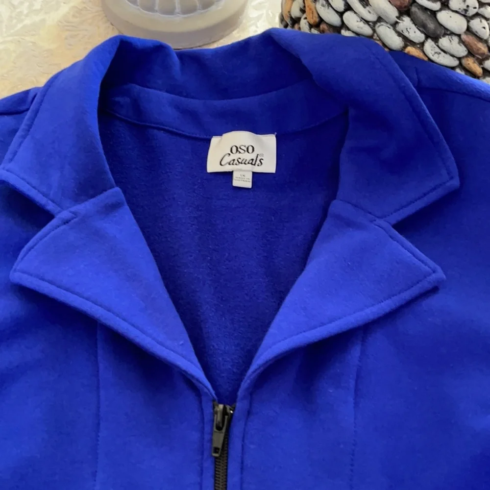 Elegant Royal Blue Women's Trench Coat - Picture 6 of 9